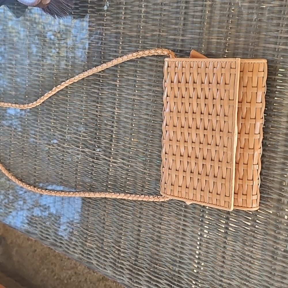 Vintage Talbots Basket Weave Tan Brown Leather Removable Strap Crossbody Wallet